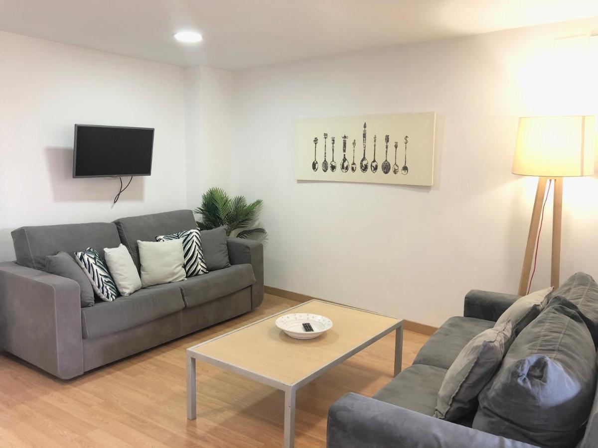 Apartments Ole - Albareda 24 Sevilla Bagian luar foto