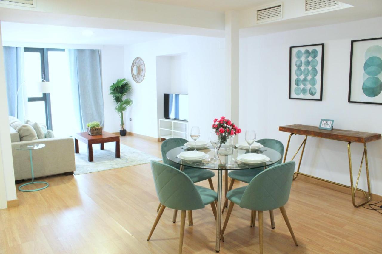 Apartments Ole - Albareda 24 Sevilla Bagian luar foto