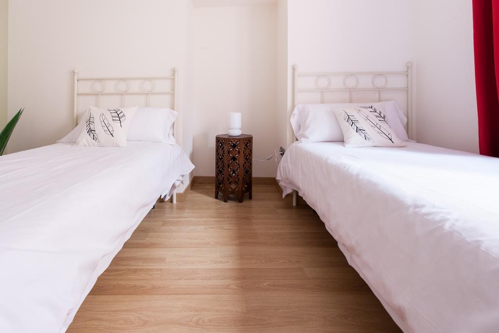Apartments Ole - Albareda 24 Sevilla Ruang foto