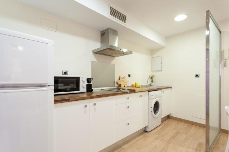 Apartments Ole - Albareda 24 Sevilla Bagian luar foto