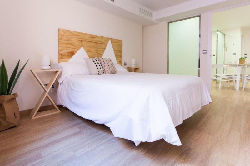 Apartments Ole - Albareda 24 Sevilla Bagian luar foto